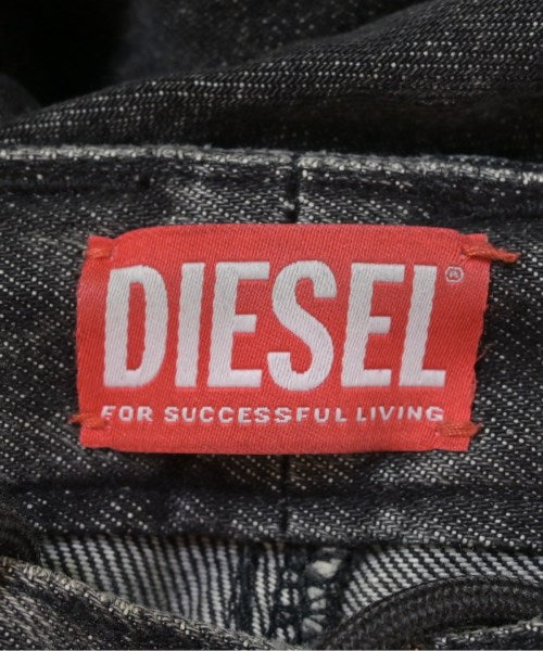 DIESEL กางเกงขาสั้น