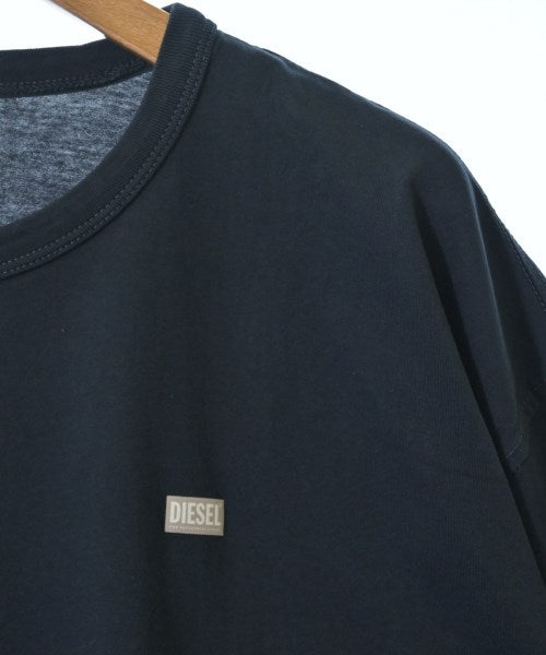 DIESEL เสื้อยืด/เสื้อท็อปส์