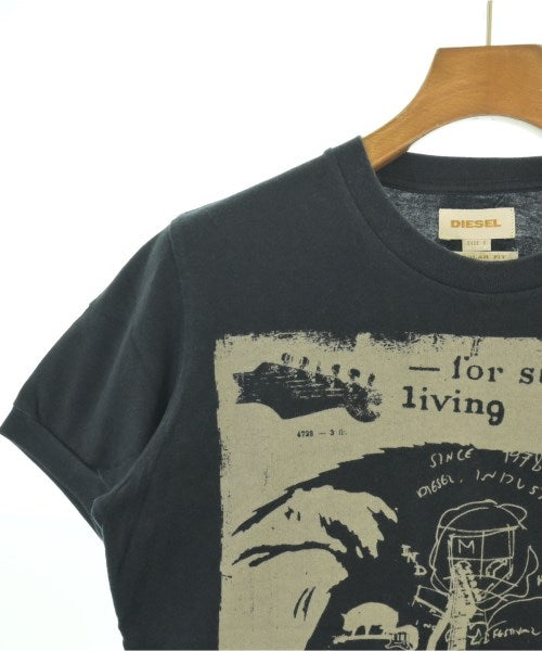 DIESEL เสื้อยืด/เสื้อท็อปส์