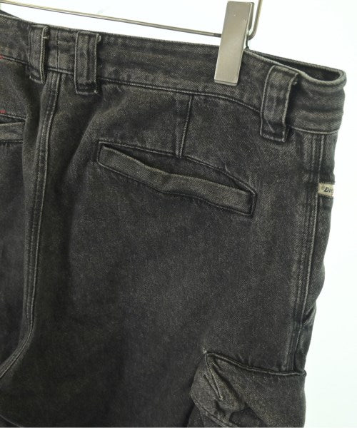 DIESEL กางเกง 5 ส่วน