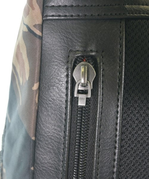 DIESEL กระเป๋าสะพาย