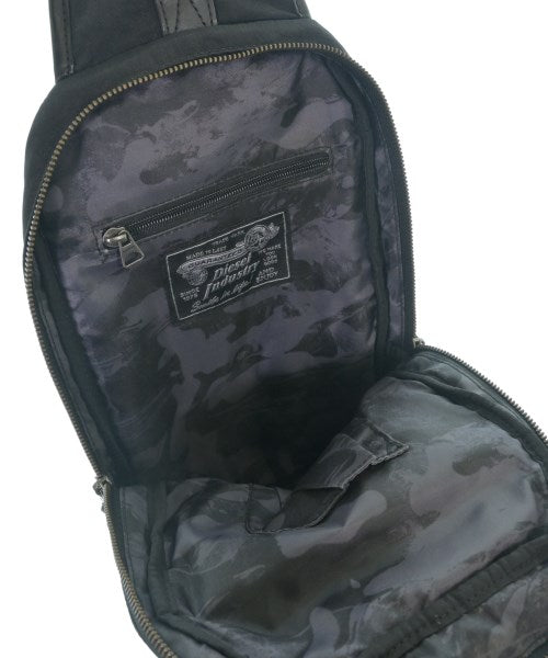 DIESEL กระเป๋าสะพาย