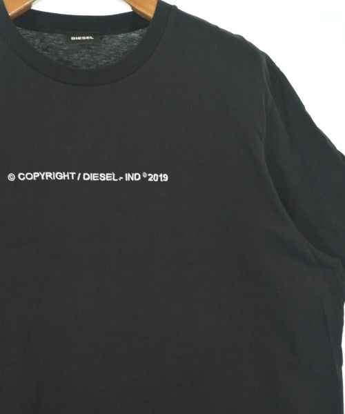 DIESEL เสื้อยืด/เสื้อท็อปส์