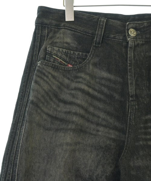 DIESEL กางเกงขาสั้น
