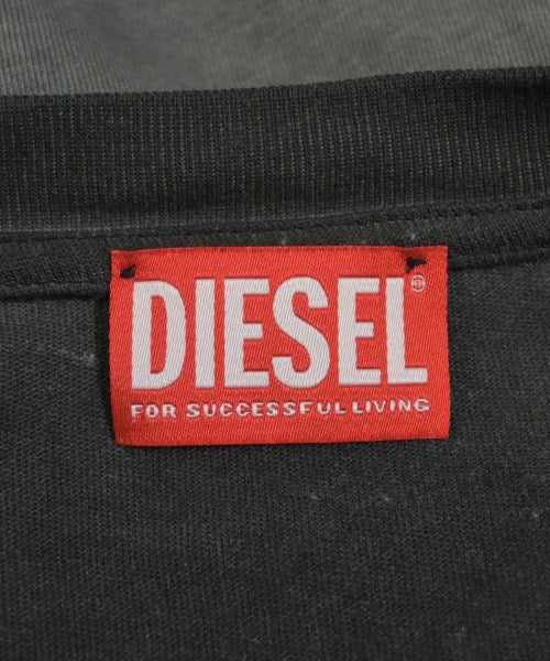 DIESEL เสื้อยืด/เสื้อท็อปส์