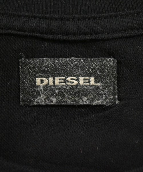 DIESEL เสื้อยืด/เสื้อท็อปส์