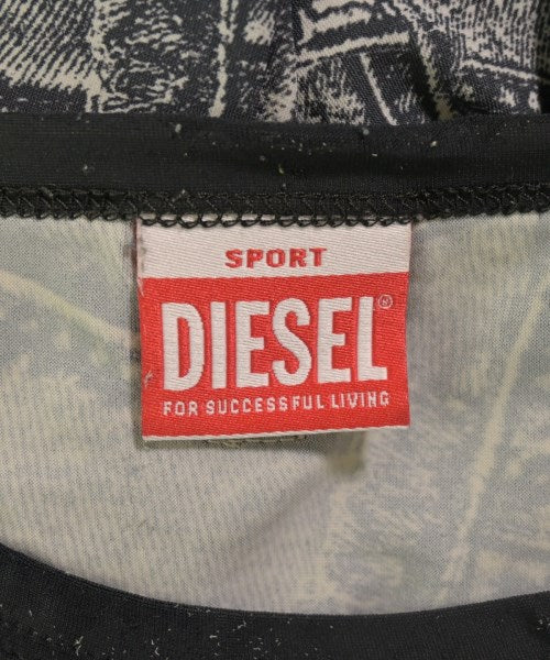 DIESEL เสื้อยืด/เสื้อท็อปส์