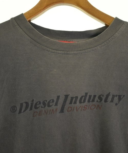 DIESEL เสื้อยืด/เสื้อท็อปส์