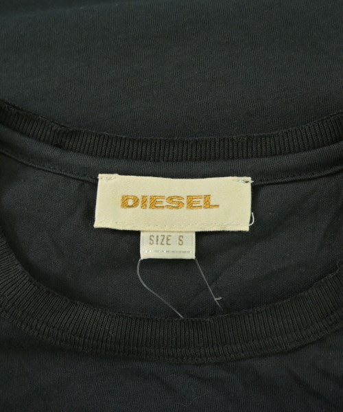 DIESEL เสื้อยืด/เสื้อท็อปส์