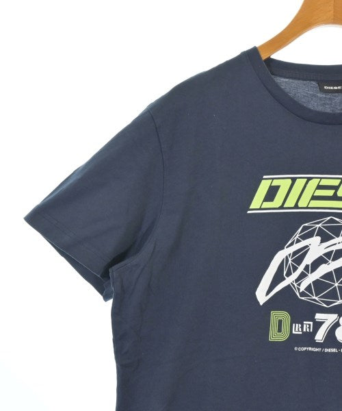 DIESEL เสื้อยืด/เสื้อท็อปส์