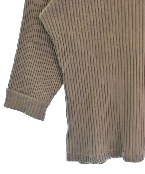 Rouge vif เสื้อยืด/เสื้อท็อปส์