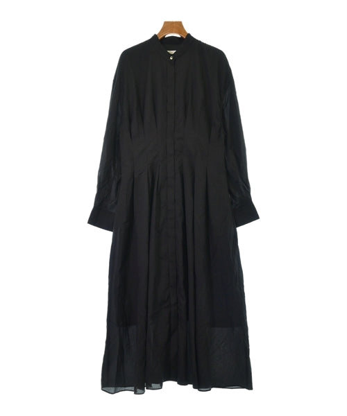 Rouge vif ชุดเดรส