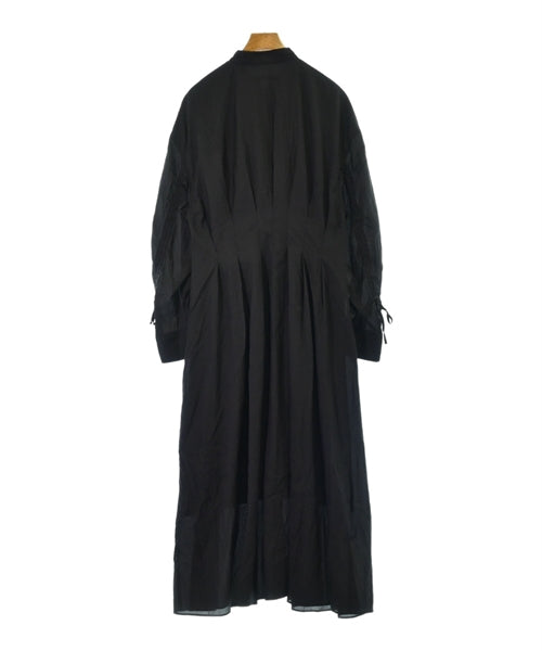 Rouge vif ชุดเดรส