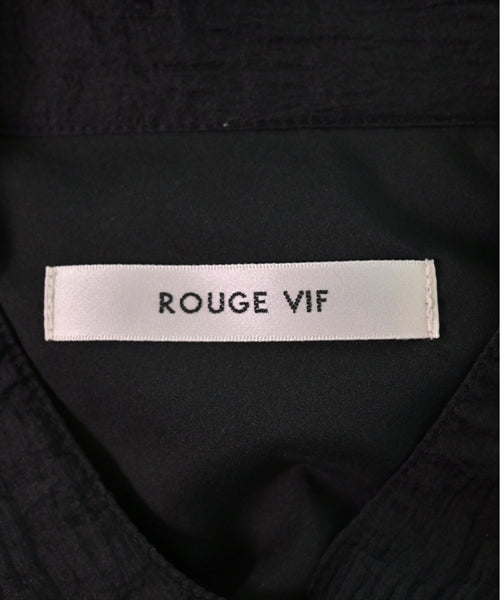 Rouge vif ชุดเดรส
