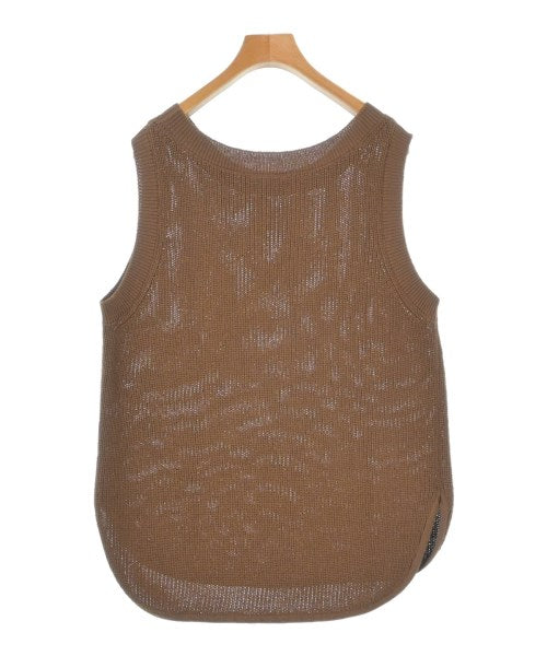 Rouge vif เสื้อกั๊ก