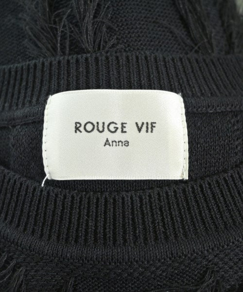 Rouge vif เสื้อแขนกุด