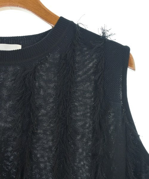 Rouge vif เสื้อแขนกุด