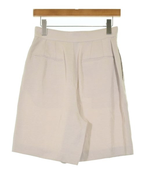 Rouge vif กางเกงขาสั้น