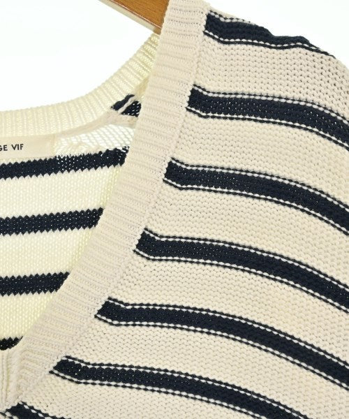 Rouge vif เสื้อกันหนาว