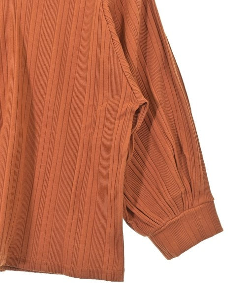 Rouge vif เสื้อยืด/เสื้อท็อปส์