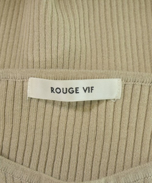 Rouge vif เสื้อแขนกุด