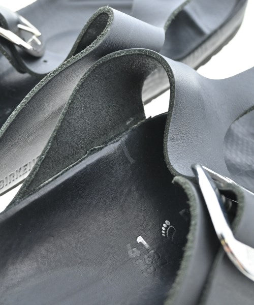 BIRKENSTOCK รองเท้าแตะ