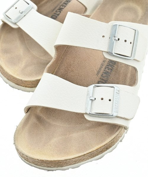 BIRKENSTOCK รองเท้าแตะ
