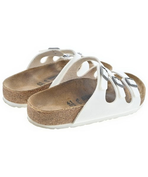BIRKENSTOCK รองเท้าแตะ