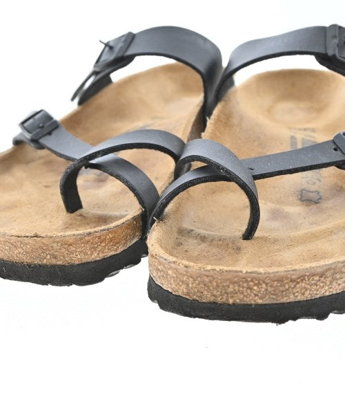 BIRKENSTOCK รองเท้าแตะ
