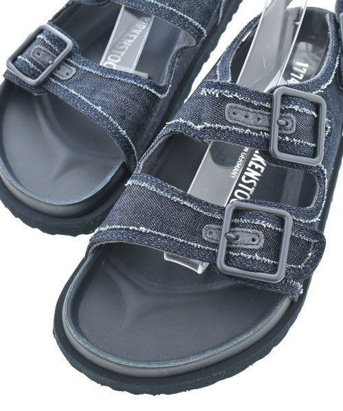 BIRKENSTOCK รองเท้าแตะ