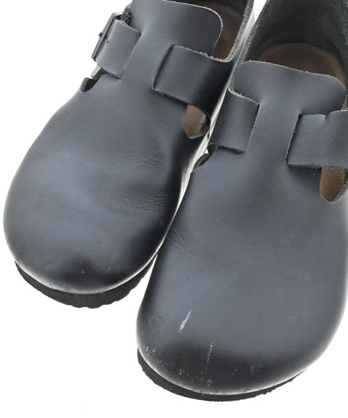 BIRKENSTOCK รองเท้าแตะ