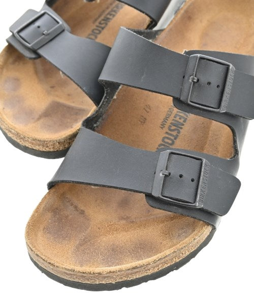 BIRKENSTOCK รองเท้าแตะ