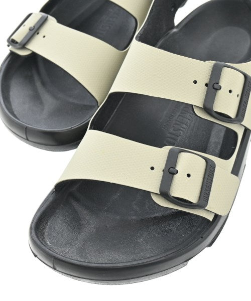 BIRKENSTOCK รองเท้าแตะ