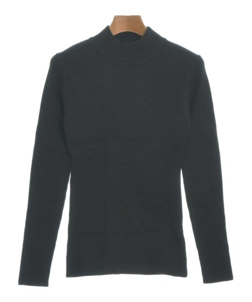 ROSE BUD เสื้อกันหนาว