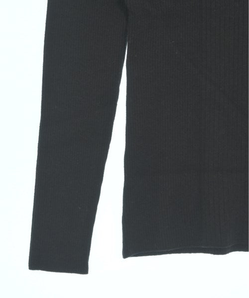 ROSE BUD เสื้อกันหนาว