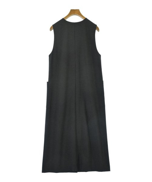 ROSE BUD ชุดเดรส