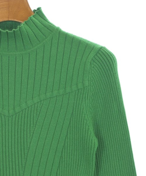 ROSE BUD เสื้อกันหนาว