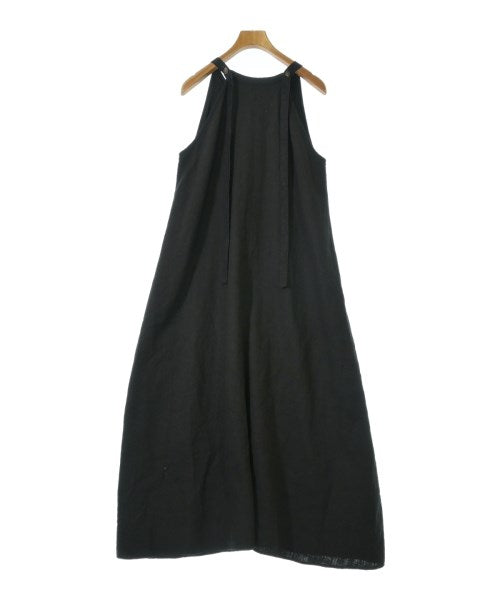 ROSE BUD ชุดเดรส