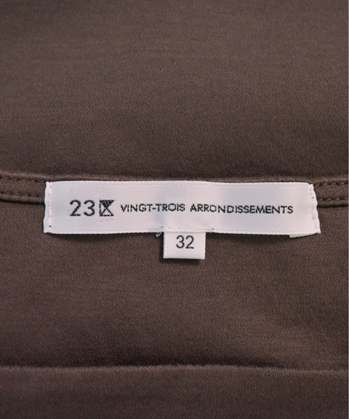 23ku เสื้อยืด/เสื้อท็อปส์