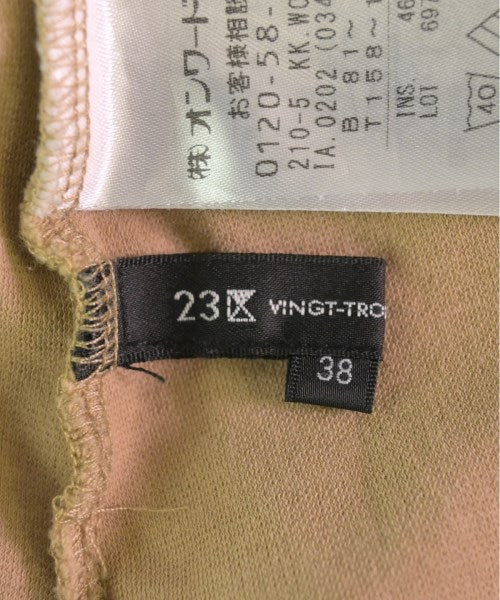 23ku เสื้อยืด/เสื้อท็อปส์