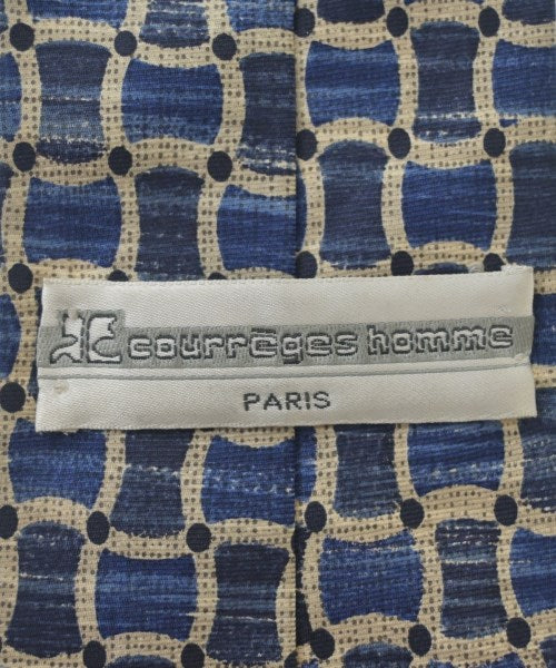 courreges เนคไท