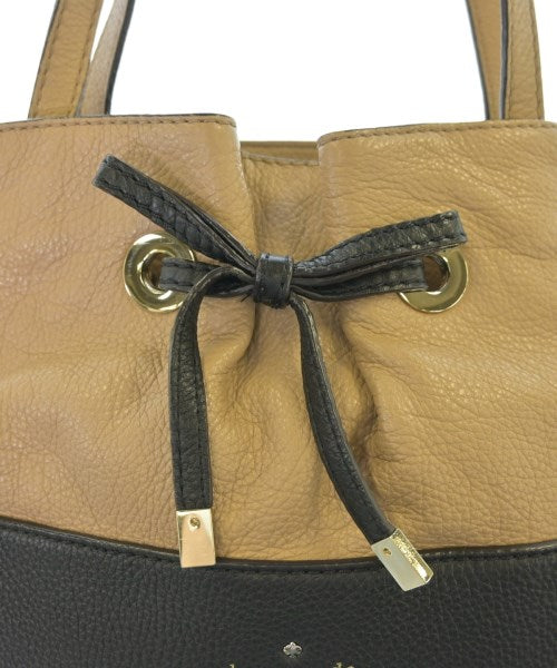 kate spade new york กระเป๋าถือขนาดใหญ่