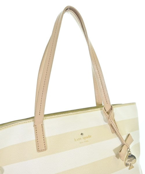 kate spade new york กระเป๋าถือขนาดใหญ่