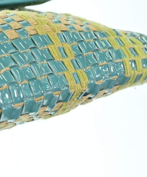 kate spade new york คลัตช์