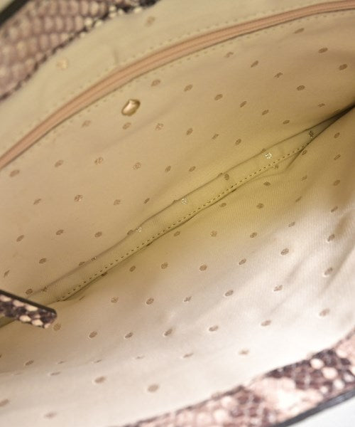 kate spade new york คลัตช์