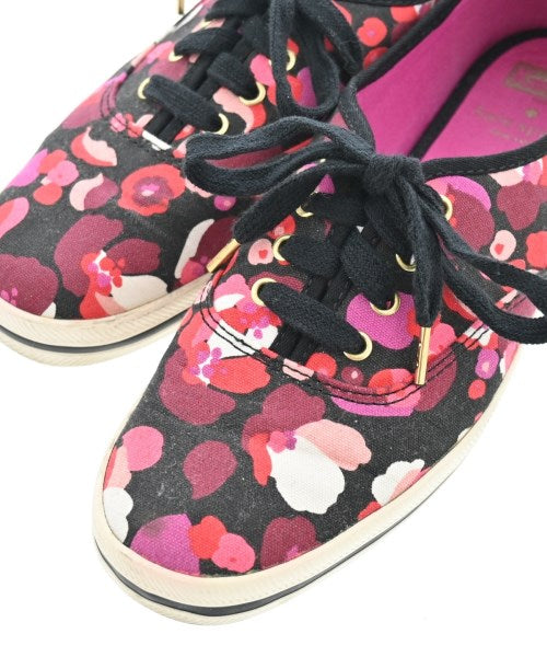 kate spade new york รองเท้าผ้าใบ