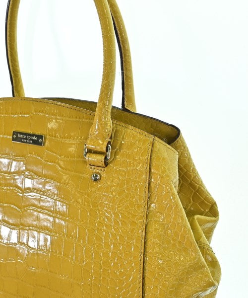 kate spade new york กระเป๋าถือ