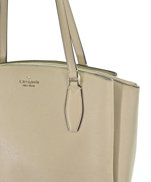 kate spade new york กระเป๋าถือขนาดใหญ่