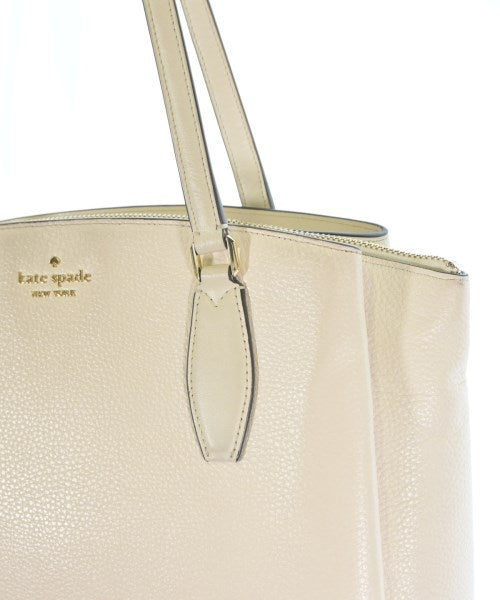 kate spade new york กระเป๋าถือขนาดใหญ่