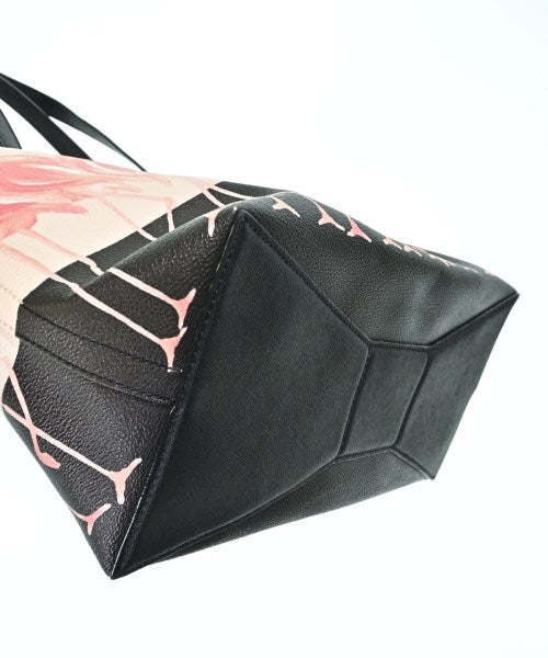 kate spade new york กระเป๋าถือขนาดใหญ่